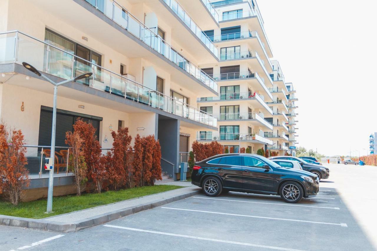 Bright Apartments Mamaia Nord Exteriör bild